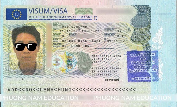 Du học sinh có VISA tại Phuong Nam Education