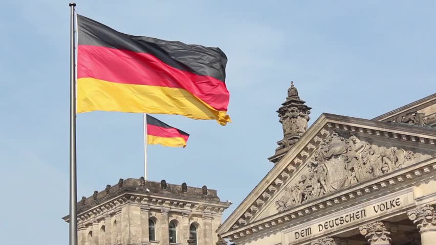 Nước Đức có bộ máy chính trị được chia làm hai cấp