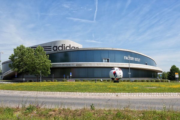 Nhà máy sản xuất Adidas tại Herzogenaurach