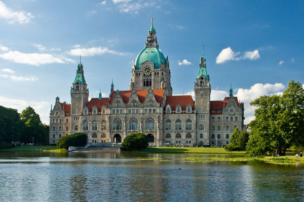 Hannover là thủ phủ của bang Niedersachsen, Đức