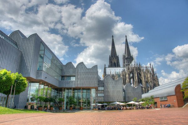 Koln là một trong những địa điểm thu hút khách du lịch tại Đức